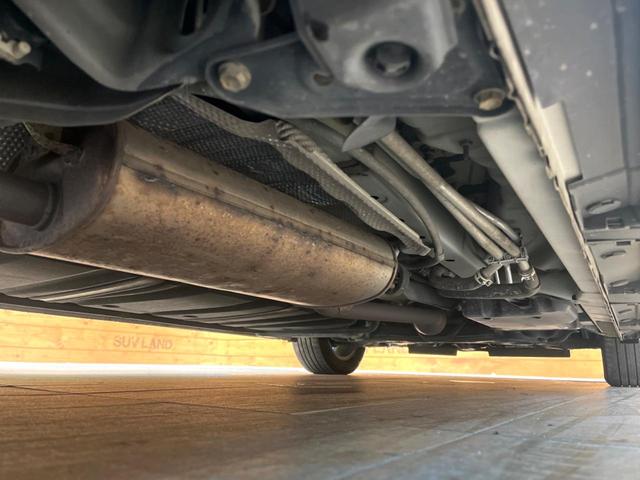 ノア Ｓｉ　ダブルバイビー　両側電動ドア　純正ＳＤナビ　後席モニター　バックカメラ　衝突被害軽減システム　禁煙車　ハーフレザーシート　スマートキー　ＬＥＤヘッド　ＥＴＣ２．０　クルコン　オートハイビーム　車線逸脱警報（20枚目）