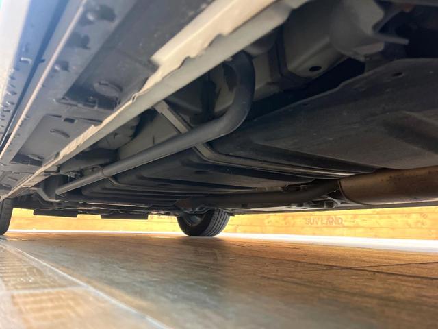 ノア Ｓｉ　ダブルバイビー　両側電動ドア　純正ＳＤナビ　後席モニター　バックカメラ　衝突被害軽減システム　禁煙車　ハーフレザーシート　スマートキー　ＬＥＤヘッド　ＥＴＣ２．０　クルコン　オートハイビーム　車線逸脱警報（21枚目）