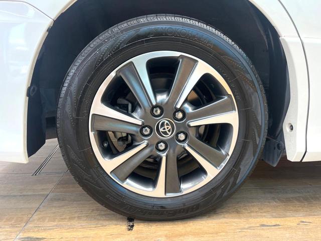 ノア Ｓｉ　ダブルバイビー　両側電動ドア　純正ＳＤナビ　後席モニター　バックカメラ　衝突被害軽減システム　禁煙車　ハーフレザーシート　スマートキー　ＬＥＤヘッド　ＥＴＣ２．０　クルコン　オートハイビーム　車線逸脱警報（28枚目）