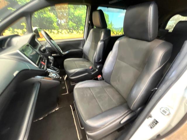 ノア Ｓｉ　ダブルバイビー　両側電動ドア　純正ＳＤナビ　後席モニター　バックカメラ　衝突被害軽減システム　禁煙車　ハーフレザーシート　スマートキー　ＬＥＤヘッド　ＥＴＣ２．０　クルコン　オートハイビーム　車線逸脱警報（57枚目）