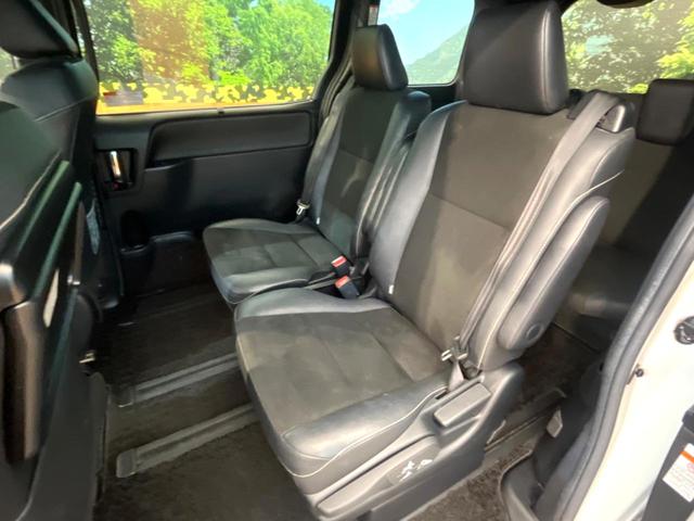 ノア Ｓｉ　ダブルバイビー　両側電動ドア　純正ＳＤナビ　後席モニター　バックカメラ　衝突被害軽減システム　禁煙車　ハーフレザーシート　スマートキー　ＬＥＤヘッド　ＥＴＣ２．０　クルコン　オートハイビーム　車線逸脱警報（58枚目）