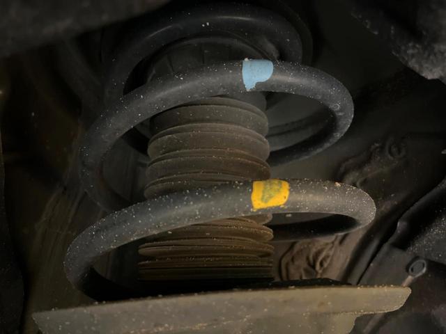 ハリアーハイブリッド Ｚ　レザーパッケージ　４ＷＤ　禁煙車　１２．３型メーカーナビ　モデリスタエアロ　全周囲カメラ　セーフティセンス　レーダークルーズ　純正１９インチアルミ　ＬＥＤヘッド＆フォグ　ＥＴＣ２．０　シートベンチレーション（20枚目）