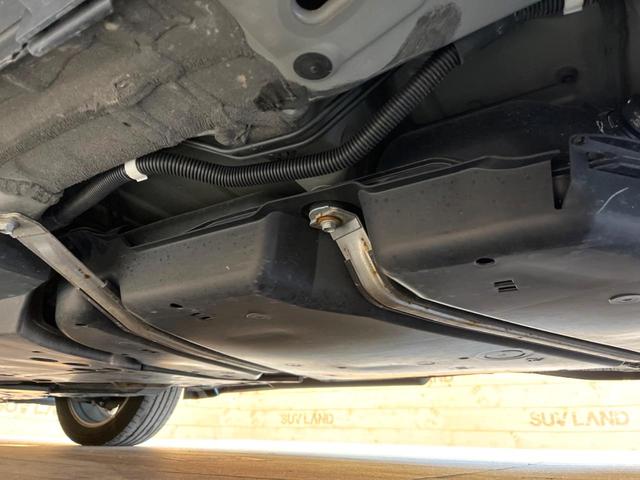 ハリアーハイブリッド Ｚ　レザーパッケージ　４ＷＤ　禁煙車　１２．３型メーカーナビ　モデリスタエアロ　全周囲カメラ　セーフティセンス　レーダークルーズ　純正１９インチアルミ　ＬＥＤヘッド＆フォグ　ＥＴＣ２．０　シートベンチレーション（22枚目）