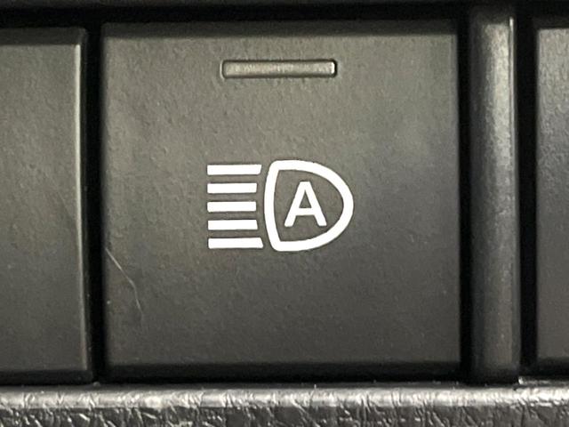 ハリアーハイブリッド Ｚ　レザーパッケージ　４ＷＤ　禁煙車　１２．３型メーカーナビ　モデリスタエアロ　全周囲カメラ　セーフティセンス　レーダークルーズ　純正１９インチアルミ　ＬＥＤヘッド＆フォグ　ＥＴＣ２．０　シートベンチレーション（46枚目）