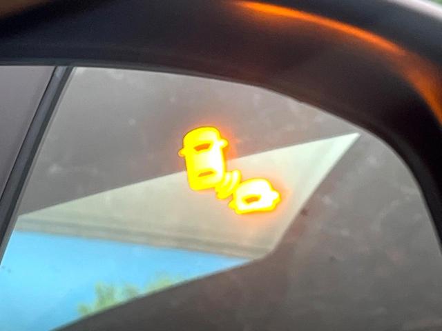 フリード クロスター 登録済未使用車 ホンダセンシング 両側電動スライドドア LEDヘッド&フォグ アダプティブクルーズ 純正15インチアルミ スマートキー オートエアコン シートヒーター オートハイビーム BSM(5枚目)