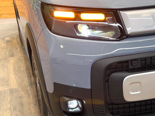 フリード クロスター 登録済未使用車 ホンダセンシング 両側電動スライドドア LEDヘッド&フォグ アダプティブクルーズ 純正15インチアルミ スマートキー オートエアコン シートヒーター オートハイビーム BSM(12枚目)