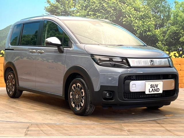 フリード クロスター 登録済未使用車 ホンダセンシング 両側電動スライドドア LEDヘッド&フォグ アダプティブクルーズ 純正15インチアルミ スマートキー オートエアコン シートヒーター オートハイビーム BSM(16枚目)