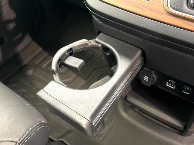 ステップワゴン e:HEVスパーダ プレミアムライン 禁煙車 純正11インチナビ 全周囲カメラ ホンダセンシング アダプティブクルーズ 両側電動スライドドア 電動パーキングブレーキ ブラインドスポットモニター ETC パドルシフト ドラレコ(79枚目)