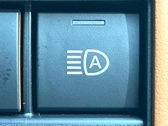 ヴェルファイアハイブリッド Z プレミア 禁煙車 14インチディスプレイオーディオ 後席モニター 両側電動スライドドア トヨタセーフティセンス LEDヘッド&フォグ レーダークルーズ パワーバックドア デジタルインナーミラー ETC2.0(54枚目)