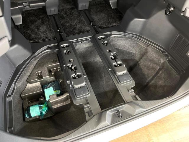 ヴェルファイアハイブリッド Z プレミア 禁煙車 14インチディスプレイオーディオ 後席モニター 両側電動スライドドア トヨタセーフティセンス LEDヘッド&フォグ レーダークルーズ パワーバックドア デジタルインナーミラー ETC2.0(66枚目)