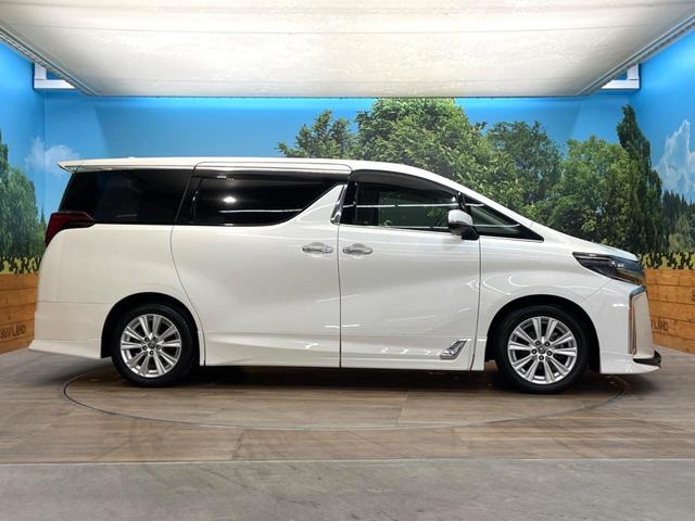 アルファード 2.5S Aパッケージ 禁煙車 TRDフルエアロ 純正10インチナビ 両側電動スライドドア フリップダウンモニター バックカメラ レーダークルーズ 衝突被害軽減システム 100V電源 LEDヘッド ドラレコ ETC(24枚目)