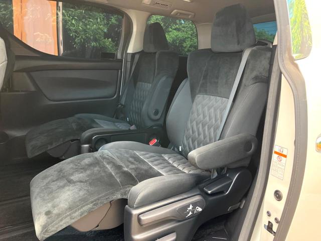 アルファード 2.5S Aパッケージ 禁煙車 TRDフルエアロ 純正10インチナビ 両側電動スライドドア フリップダウンモニター バックカメラ レーダークルーズ 衝突被害軽減システム 100V電源 LEDヘッド ドラレコ ETC(62枚目)