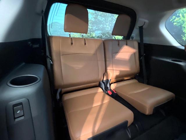 ランドクルーザープラド TX Lパッケージ 70thアニバーサリーリミテッド 禁煙車 サンルーフ 4WD メーカー純正9インチナビ バックカメラ プリクラッシュセーフティ レーダークルーズ 茶革シート シートヒーター LEDヘッド スマートキー 純正18インチアルミ(10枚目)