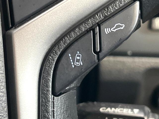 ランドクルーザープラド TX Lパッケージ 70thアニバーサリーリミテッド 禁煙車 サンルーフ 4WD メーカー純正9インチナビ バックカメラ プリクラッシュセーフティ レーダークルーズ 茶革シート シートヒーター LEDヘッド スマートキー 純正18インチアルミ(44枚目)