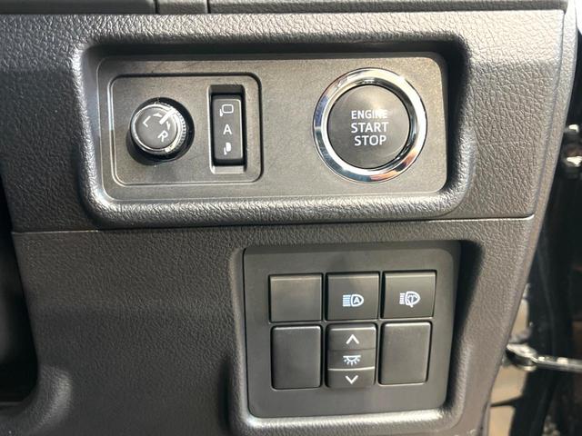 ランドクルーザープラド TX Lパッケージ 70thアニバーサリーリミテッド 禁煙車 サンルーフ 4WD メーカー純正9インチナビ バックカメラ プリクラッシュセーフティ レーダークルーズ 茶革シート シートヒーター LEDヘッド スマートキー 純正18インチアルミ(49枚目)