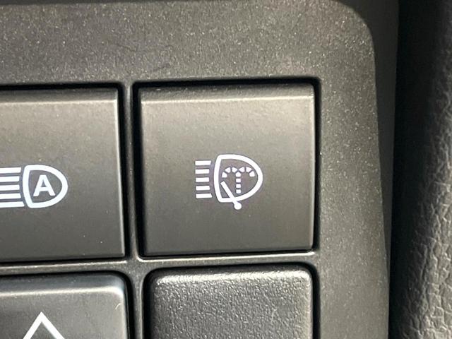 ランドクルーザープラド TX Lパッケージ 70thアニバーサリーリミテッド 禁煙車 サンルーフ 4WD メーカー純正9インチナビ バックカメラ プリクラッシュセーフティ レーダークルーズ 茶革シート シートヒーター LEDヘッド スマートキー 純正18インチアルミ(51枚目)