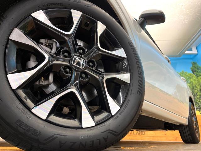 ＺＲ－Ｖ ｅ：ＨＥＶ　Ｚ　禁煙車　全周囲カメラ　ホンダセンシング　レーダークルーズ　ＢＯＳＥサウンド　茶革シート　パワーバックドア　シートヒーター　ブラインドスポットモニター　ＬＥＤヘッド　ＥＴＣ　　純正１８インチアルミ（13枚目）