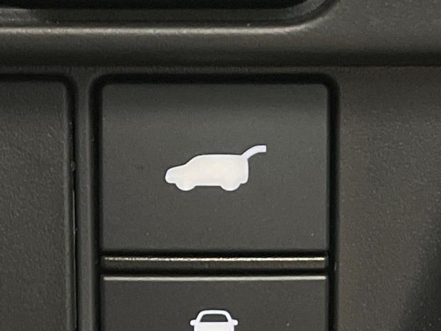 ＺＲ－Ｖ ｅ：ＨＥＶ　Ｚ　禁煙車　全周囲カメラ　ホンダセンシング　レーダークルーズ　ＢＯＳＥサウンド　茶革シート　パワーバックドア　シートヒーター　ブラインドスポットモニター　ＬＥＤヘッド　ＥＴＣ　　純正１８インチアルミ（48枚目）