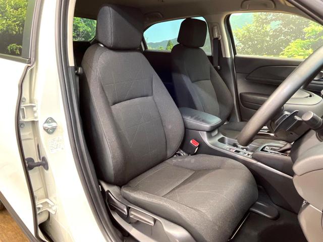 ヴェゼル ｅ：ＨＥＶ　Ｘ　禁煙車　メーカー純正９インチナビ　バックカメラ　ホンダセンシング　レーダークルーズ　オートマチックハイビーム　クリアランスソナー　ＬＥＤヘッド　ＥＴＣ　スマートキー　純正１６インチアルミ（8枚目）