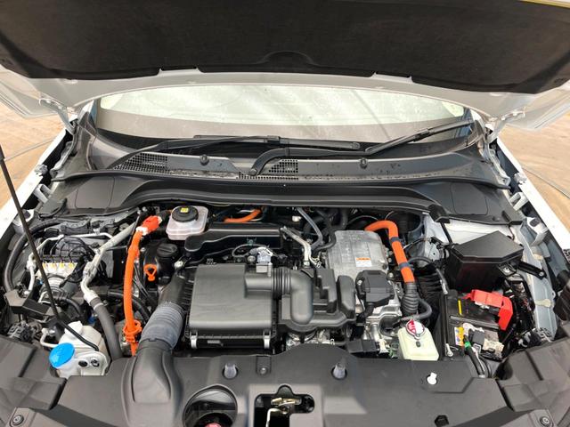 ヴェゼル ｅ：ＨＥＶ　Ｘ　禁煙車　メーカー純正９インチナビ　バックカメラ　ホンダセンシング　レーダークルーズ　オートマチックハイビーム　クリアランスソナー　ＬＥＤヘッド　ＥＴＣ　スマートキー　純正１６インチアルミ（18枚目）