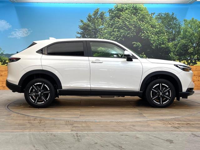 ヴェゼル ｅ：ＨＥＶ　Ｘ　禁煙車　メーカー純正９インチナビ　バックカメラ　ホンダセンシング　レーダークルーズ　オートマチックハイビーム　クリアランスソナー　ＬＥＤヘッド　ＥＴＣ　スマートキー　純正１６インチアルミ（25枚目）