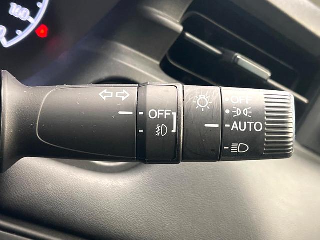 ヴェゼル ｅ：ＨＥＶ　Ｘ　禁煙車　メーカー純正９インチナビ　バックカメラ　ホンダセンシング　レーダークルーズ　オートマチックハイビーム　クリアランスソナー　ＬＥＤヘッド　ＥＴＣ　スマートキー　純正１６インチアルミ（41枚目）