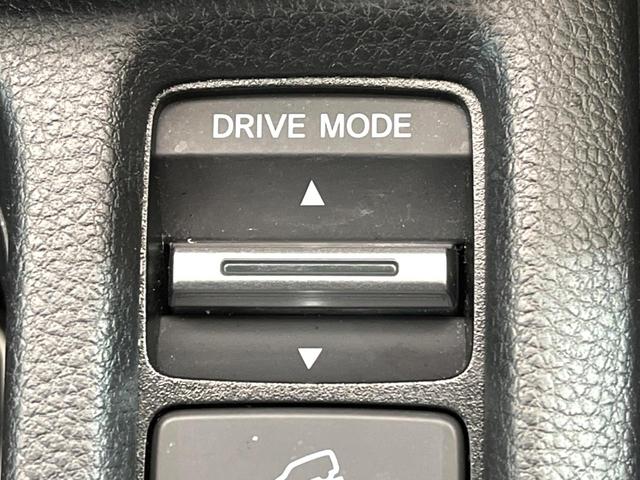 ヴェゼル ｅ：ＨＥＶ　Ｘ　禁煙車　メーカー純正９インチナビ　バックカメラ　ホンダセンシング　レーダークルーズ　オートマチックハイビーム　クリアランスソナー　ＬＥＤヘッド　ＥＴＣ　スマートキー　純正１６インチアルミ（43枚目）