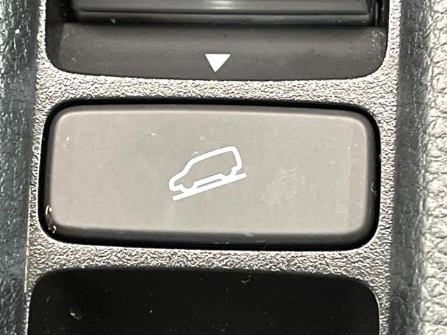 ヴェゼル ｅ：ＨＥＶ　Ｘ　禁煙車　メーカー純正９インチナビ　バックカメラ　ホンダセンシング　レーダークルーズ　オートマチックハイビーム　クリアランスソナー　ＬＥＤヘッド　ＥＴＣ　スマートキー　純正１６インチアルミ（49枚目）