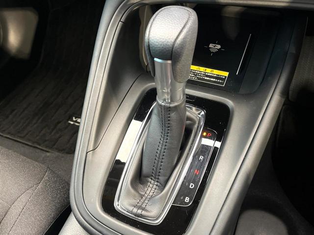 ヴェゼル ｅ：ＨＥＶ　Ｘ　禁煙車　メーカー純正９インチナビ　バックカメラ　ホンダセンシング　レーダークルーズ　オートマチックハイビーム　クリアランスソナー　ＬＥＤヘッド　ＥＴＣ　スマートキー　純正１６インチアルミ（59枚目）