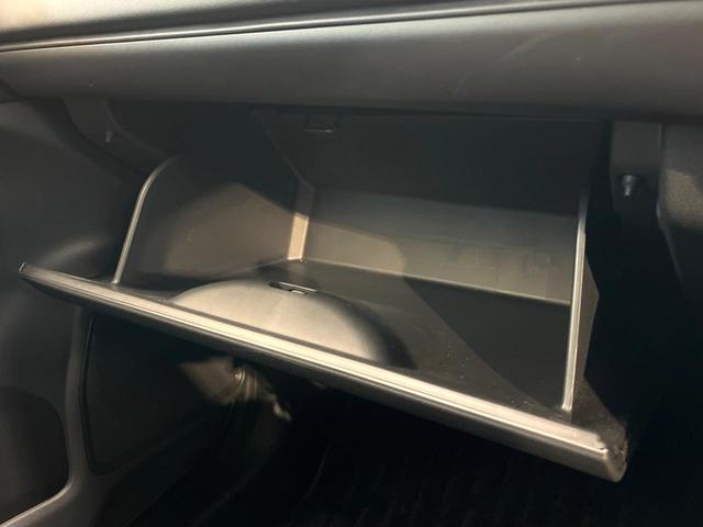 ヴェゼル ｅ：ＨＥＶ　Ｘ　禁煙車　メーカー純正９インチナビ　バックカメラ　ホンダセンシング　レーダークルーズ　オートマチックハイビーム　クリアランスソナー　ＬＥＤヘッド　ＥＴＣ　スマートキー　純正１６インチアルミ（66枚目）