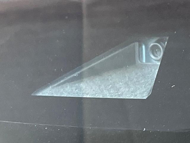 ハリアーハイブリッド Ｇ　レザーパッケージ　禁煙車　メーカー純正８インチナビ　バックカメラ　プリクラッシュセーフティ　レーダークルーズ　シートベンチェーション　シートヒーター　デジタルインナーミラー　ＬＥＤヘッド　ＥＴＣ　純正１８インチアルミ（5枚目）