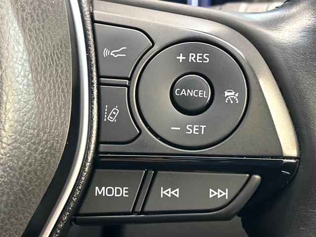 ハリアーハイブリッド Ｇ　レザーパッケージ　禁煙車　メーカー純正８インチナビ　バックカメラ　プリクラッシュセーフティ　レーダークルーズ　シートベンチェーション　シートヒーター　デジタルインナーミラー　ＬＥＤヘッド　ＥＴＣ　純正１８インチアルミ（6枚目）