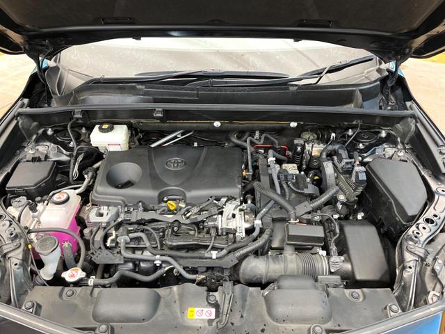 ハリアーハイブリッド Ｇ　レザーパッケージ　禁煙車　メーカー純正８インチナビ　バックカメラ　プリクラッシュセーフティ　レーダークルーズ　シートベンチェーション　シートヒーター　デジタルインナーミラー　ＬＥＤヘッド　ＥＴＣ　純正１８インチアルミ（18枚目）