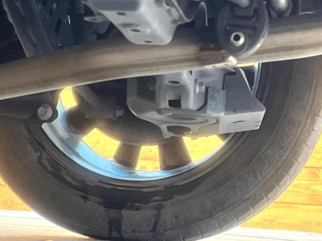 ハリアーハイブリッド Ｇ　レザーパッケージ　禁煙車　メーカー純正８インチナビ　バックカメラ　プリクラッシュセーフティ　レーダークルーズ　シートベンチェーション　シートヒーター　デジタルインナーミラー　ＬＥＤヘッド　ＥＴＣ　純正１８インチアルミ（23枚目）