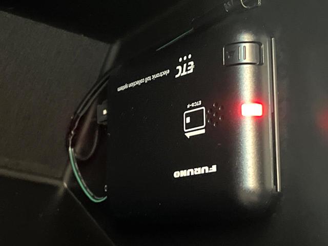 ハリアーハイブリッド Ｇ　レザーパッケージ　禁煙車　メーカー純正８インチナビ　バックカメラ　プリクラッシュセーフティ　レーダークルーズ　シートベンチェーション　シートヒーター　デジタルインナーミラー　ＬＥＤヘッド　ＥＴＣ　純正１８インチアルミ（36枚目）