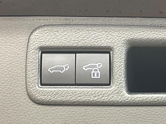 ハリアーハイブリッド Ｇ　レザーパッケージ　禁煙車　メーカー純正８インチナビ　バックカメラ　プリクラッシュセーフティ　レーダークルーズ　シートベンチェーション　シートヒーター　デジタルインナーミラー　ＬＥＤヘッド　ＥＴＣ　純正１８インチアルミ（53枚目）