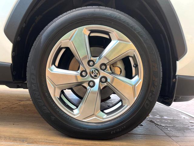 ＲＡＶ４ ハイブリッドＧ　禁煙車　４ＷＤ　ナビゲーション　レーダークルーズ　バックカメラ　ブラインドスポットモニター　電動リアゲート　シートヒーター　衝突被害軽減システム　ステアリングヒーター　ＬＥＤヘッド　ドラレコ　ＥＴＣ（30枚目）
