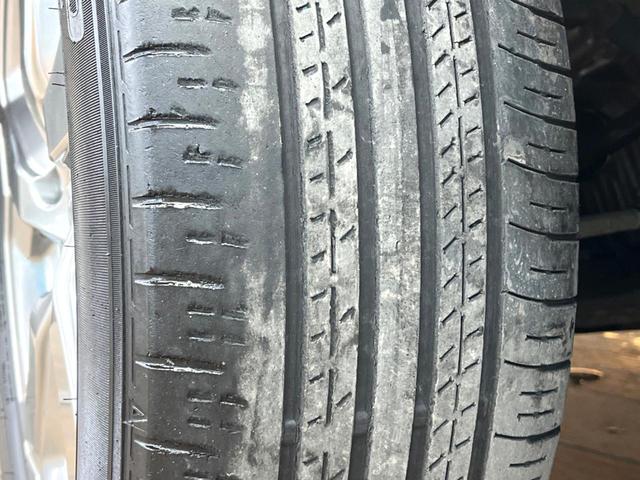 ＲＡＶ４ ハイブリッドＧ　禁煙車　４ＷＤ　ナビゲーション　レーダークルーズ　バックカメラ　ブラインドスポットモニター　電動リアゲート　シートヒーター　衝突被害軽減システム　ステアリングヒーター　ＬＥＤヘッド　ドラレコ　ＥＴＣ（32枚目）