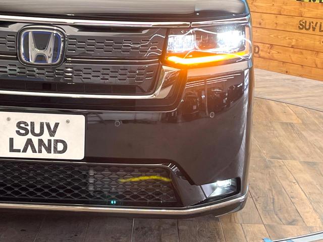 ステップワゴン ｅ：ＨＥＶスパーダ　禁煙車　ナビ付　バックカメラ　ホンダセンシング　レーダークルーズ　両側電動スライドドア　ブラインドスポットモニター　パワーバックドア　ＬＥＤヘッド　ＥＴＣ　スマートキー　純正１６インチアルミ（13枚目）