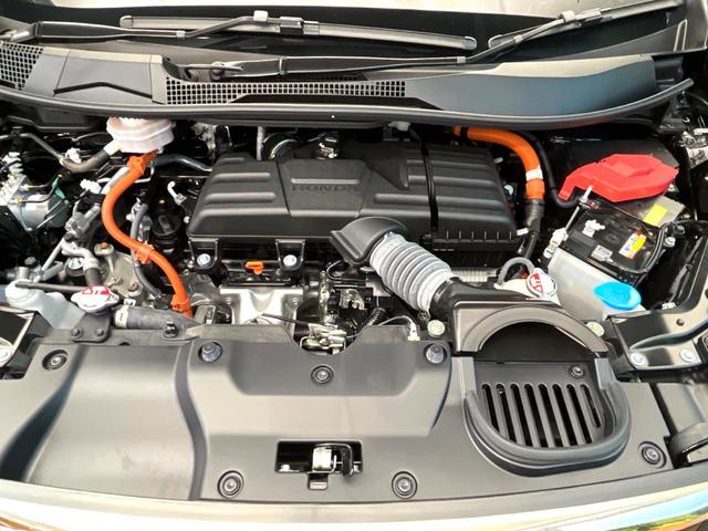 ステップワゴン ｅ：ＨＥＶスパーダ　禁煙車　ナビ付　バックカメラ　ホンダセンシング　レーダークルーズ　両側電動スライドドア　ブラインドスポットモニター　パワーバックドア　ＬＥＤヘッド　ＥＴＣ　スマートキー　純正１６インチアルミ（18枚目）