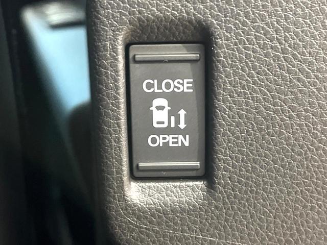 ステップワゴン ｅ：ＨＥＶスパーダ　禁煙車　ナビ付　バックカメラ　ホンダセンシング　レーダークルーズ　両側電動スライドドア　ブラインドスポットモニター　パワーバックドア　ＬＥＤヘッド　ＥＴＣ　スマートキー　純正１６インチアルミ（49枚目）