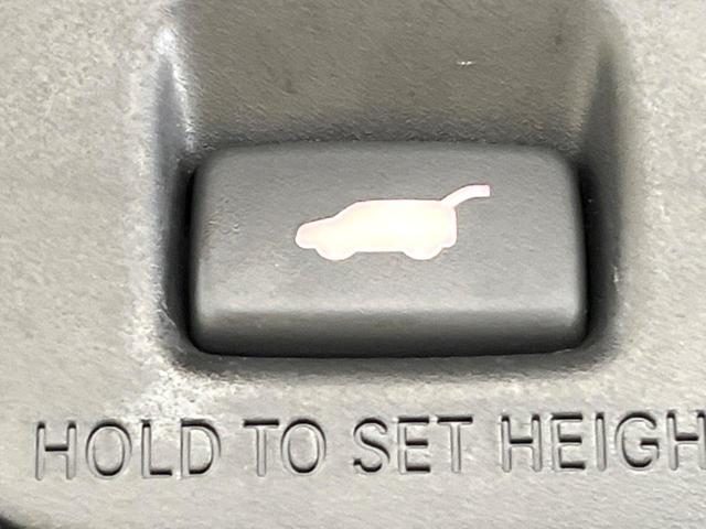 ステップワゴン ｅ：ＨＥＶスパーダ　禁煙車　ナビ付　バックカメラ　ホンダセンシング　レーダークルーズ　両側電動スライドドア　ブラインドスポットモニター　パワーバックドア　ＬＥＤヘッド　ＥＴＣ　スマートキー　純正１６インチアルミ（52枚目）