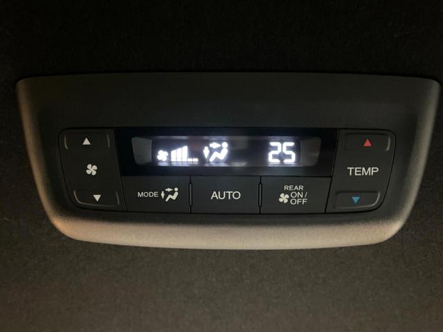ステップワゴン ｅ：ＨＥＶスパーダ　禁煙車　ナビ付　バックカメラ　ホンダセンシング　レーダークルーズ　両側電動スライドドア　ブラインドスポットモニター　パワーバックドア　ＬＥＤヘッド　ＥＴＣ　スマートキー　純正１６インチアルミ（53枚目）