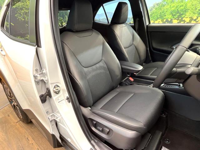 ヤリスクロス ハイブリッドＺ　禁煙車　純正８型ディスプレイ　全周囲カメラ　プリクラッシュセーフティ　レーダークルーズ　シートヒーター　ＬＥＤヘッド　ＥＴＣ　ドラレコ　スマートキー　オートマチックハイビーム　純正１８インチアルミ（8枚目）