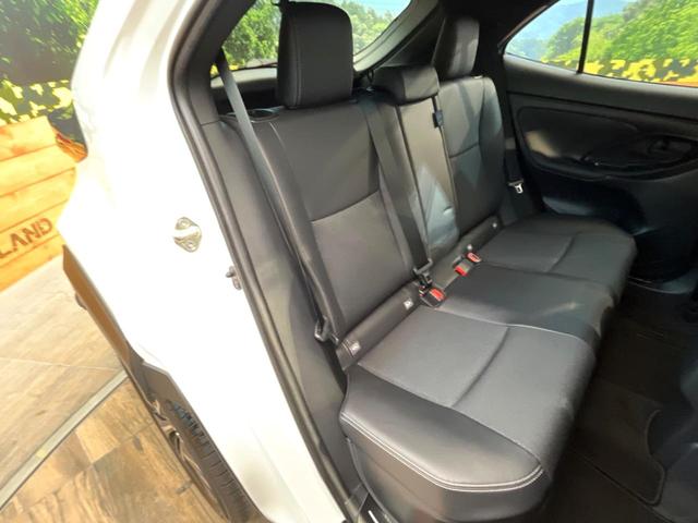 ヤリスクロス ハイブリッドＺ　禁煙車　純正８型ディスプレイ　全周囲カメラ　プリクラッシュセーフティ　レーダークルーズ　シートヒーター　ＬＥＤヘッド　ＥＴＣ　ドラレコ　スマートキー　オートマチックハイビーム　純正１８インチアルミ（9枚目）