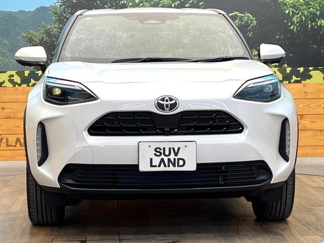 ヤリスクロス ハイブリッドＺ　禁煙車　純正８型ディスプレイ　全周囲カメラ　プリクラッシュセーフティ　レーダークルーズ　シートヒーター　ＬＥＤヘッド　ＥＴＣ　ドラレコ　スマートキー　オートマチックハイビーム　純正１８インチアルミ（14枚目）