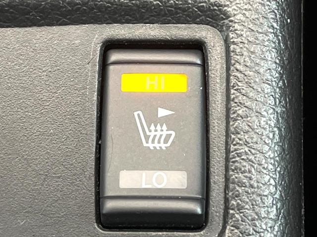 エクストレイル ２０Ｘ　ハイブリッド　エマージェンシーブレーキＰ　禁煙車　純正ナビ　バックカメラ　４ＷＤ　パワーバックドア　シートヒーター　ＬＥＤヘッド　ＥＴＣ　ドラレコ　スマートキー　オートライト　オートエアコン　横滑り防止　純正１７インチアルミ（7枚目）