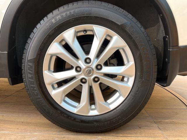 エクストレイル ２０Ｘ　ハイブリッド　エマージェンシーブレーキＰ　禁煙車　純正ナビ　バックカメラ　４ＷＤ　パワーバックドア　シートヒーター　ＬＥＤヘッド　ＥＴＣ　ドラレコ　スマートキー　オートライト　オートエアコン　横滑り防止　純正１７インチアルミ（28枚目）