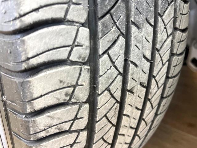 エクストレイル ２０Ｘ　ハイブリッド　エマージェンシーブレーキＰ　禁煙車　純正ナビ　バックカメラ　４ＷＤ　パワーバックドア　シートヒーター　ＬＥＤヘッド　ＥＴＣ　ドラレコ　スマートキー　オートライト　オートエアコン　横滑り防止　純正１７インチアルミ（31枚目）