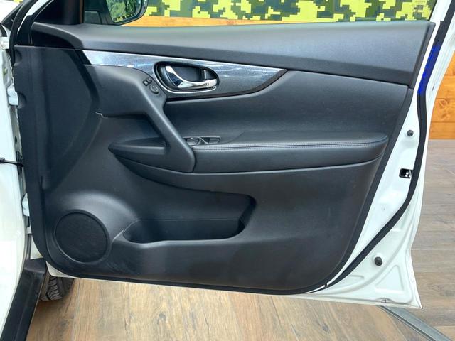 エクストレイル ２０Ｘ　ハイブリッド　エマージェンシーブレーキＰ　禁煙車　純正ナビ　バックカメラ　４ＷＤ　パワーバックドア　シートヒーター　ＬＥＤヘッド　ＥＴＣ　ドラレコ　スマートキー　オートライト　オートエアコン　横滑り防止　純正１７インチアルミ（58枚目）